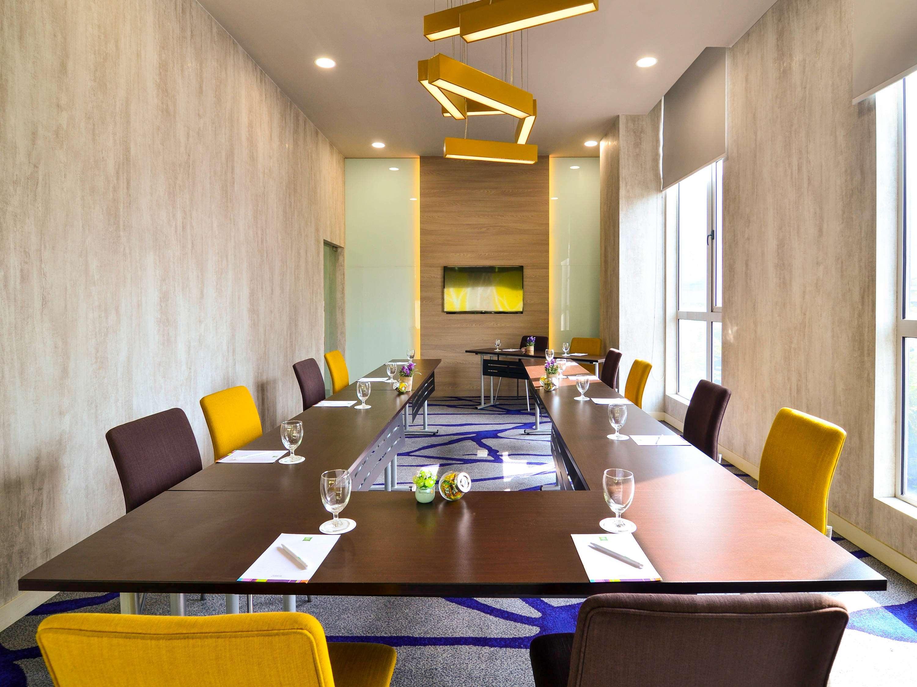 Ibis Styles Kuala Lumpur Sri Damansara Hotel Petaling Jaya Ngoại thất bức ảnh